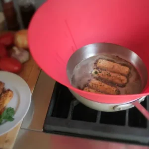 11-Inch Silicone Splatter Guard