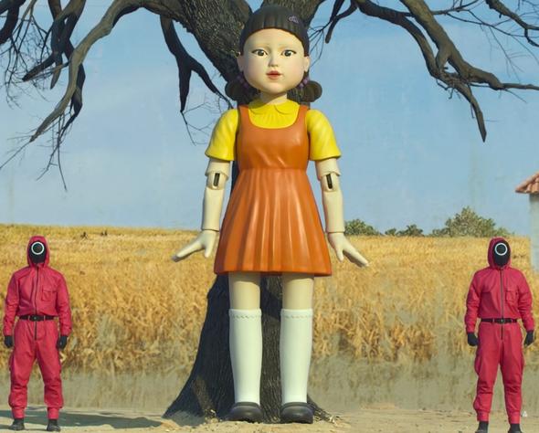 Alarm Clock Red Light Green Light Creepy Doll - Image 3