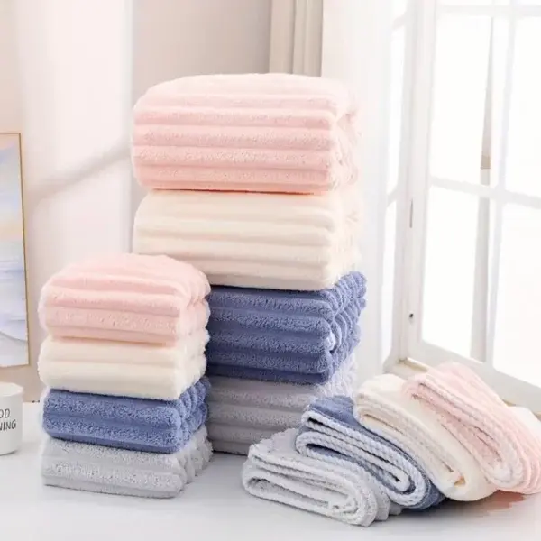 Absorbent Bath Towel