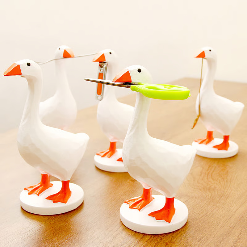 Magnetic Goose Key Holder - Image 2